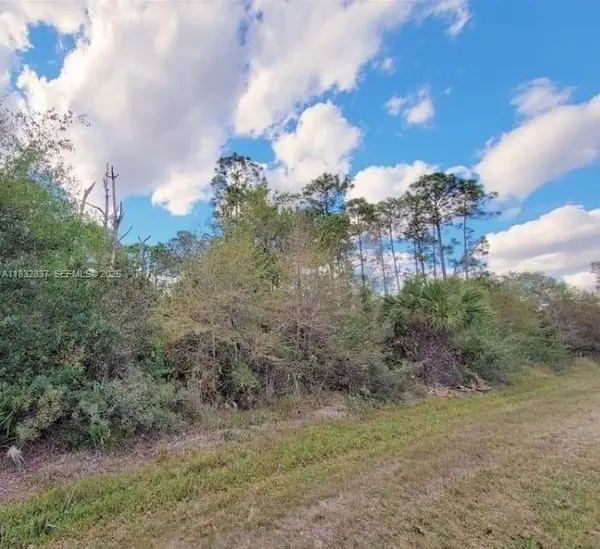 305 Yeehaw Avenue, Clewiston, FL 33040