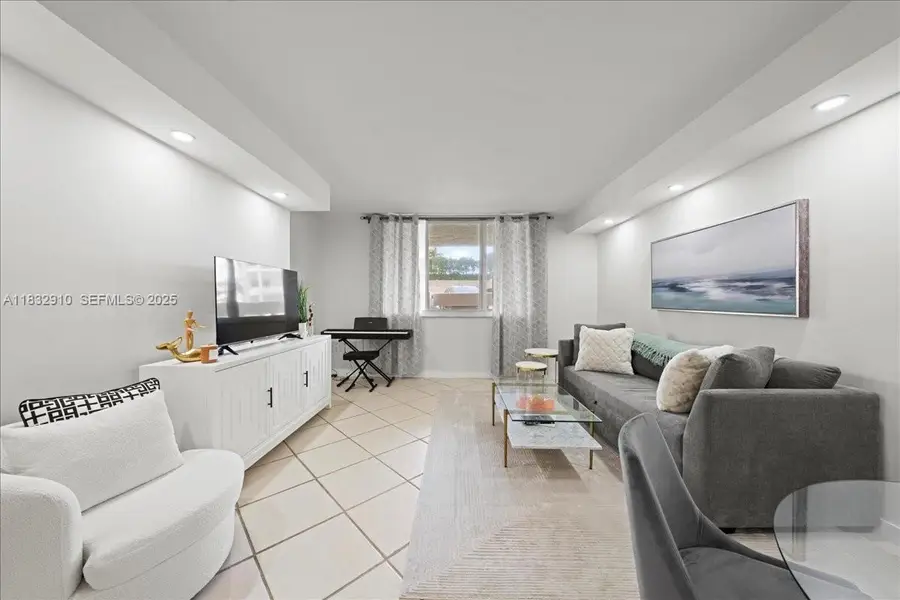 540 Brickell Key Drive #412, Miami, FL 33131 - #2