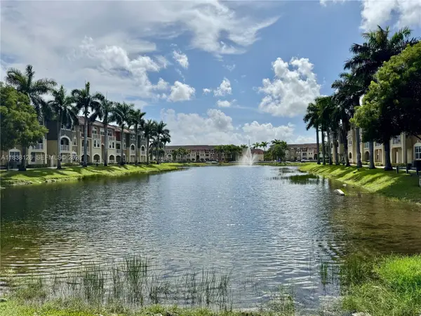 8800 NW 107th Court #202, Doral, FL 33178