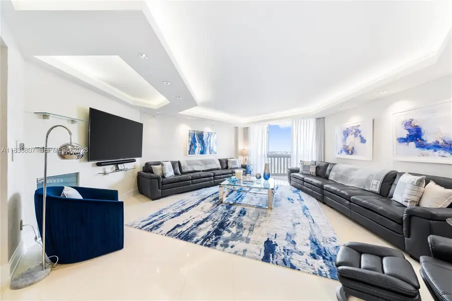 2000 Island Boulevard #2409, Aventura, FL 33160 - #2