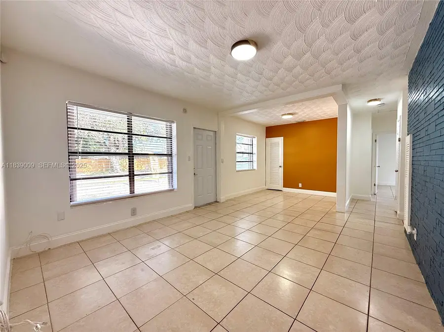 2406 N 28th Avenue, Hollywood, FL 33020 - #3