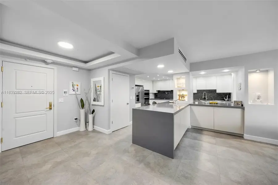 9801 Collins Avenue #16U, Bal Harbour, FL 33154 - #2