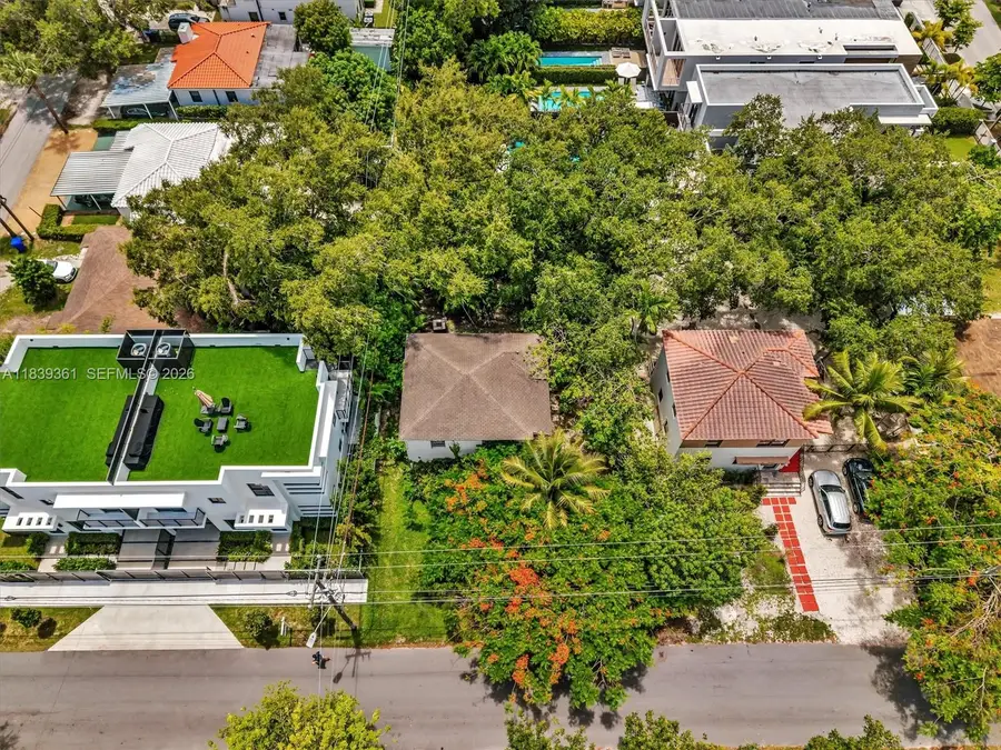 3210 E Elizabeth Street, Miami, FL 33133 - #2