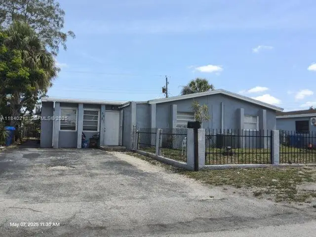 Address Withheld By Seller, Hollywood, FL 33024 - #1