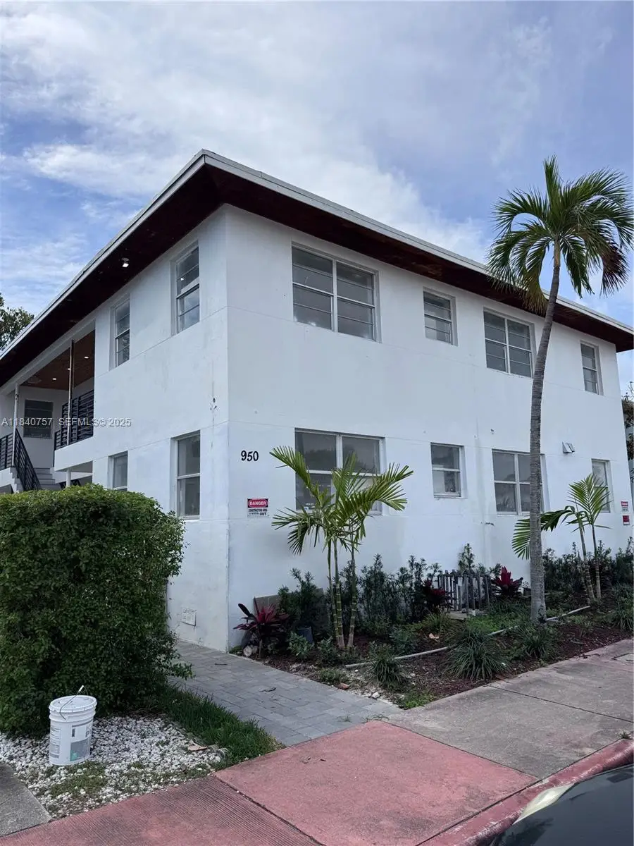 950 79th Terrace, Miami Beach, FL 33141 - #1