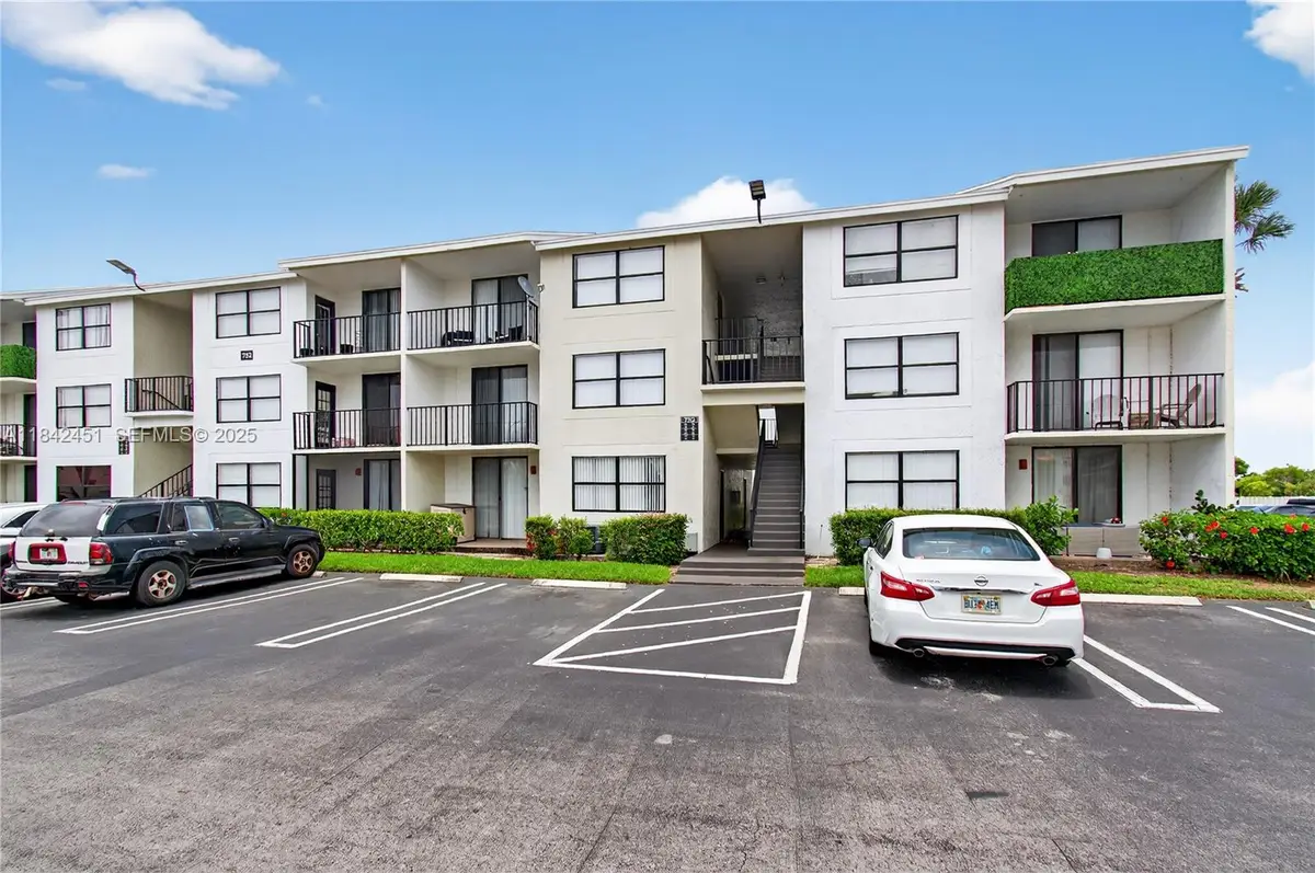 Address Withheld By Seller, West Palm Beach, FL 33401 - #1