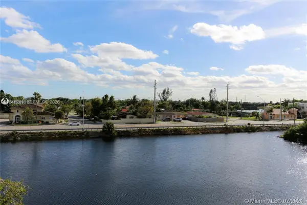 1325 W 68th Street #514, Hialeah, FL 33014
