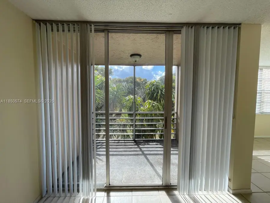 9431 Live Oak Place #203, Davie, FL 33324 - #3