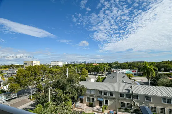 2740 SW 28th Terrace #603, Miami, FL 33133