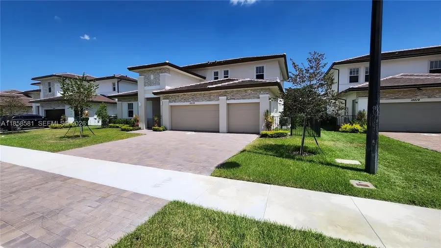 12239 SW 43rd Street, Davie, FL 33330 - #2