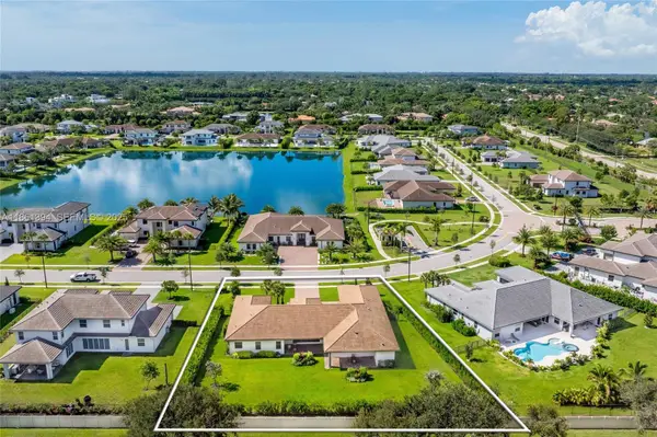 11125 N Sierra Ranch Drive, Davie, FL 33324