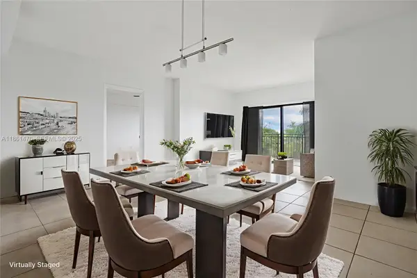 9340 Fontainebleau Boulevard #W505, Miami, FL 33172