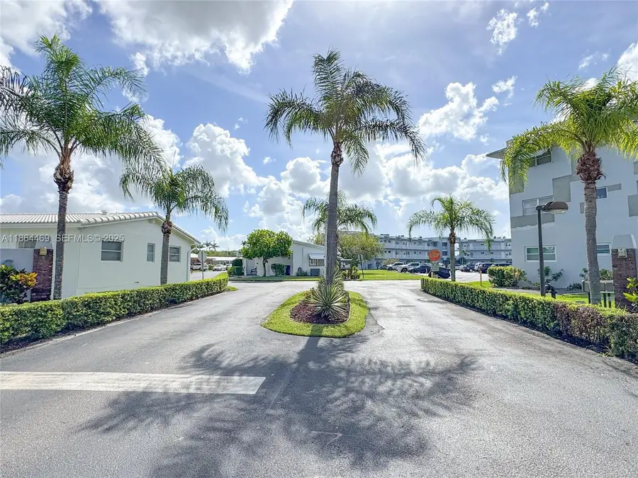 2300 Park Lane #105, Hollywood, FL 33021 - #2