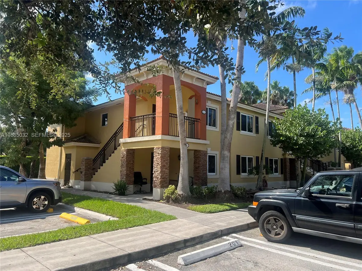 3390 NE 9th Street #201, Homestead, FL 33033 - #1