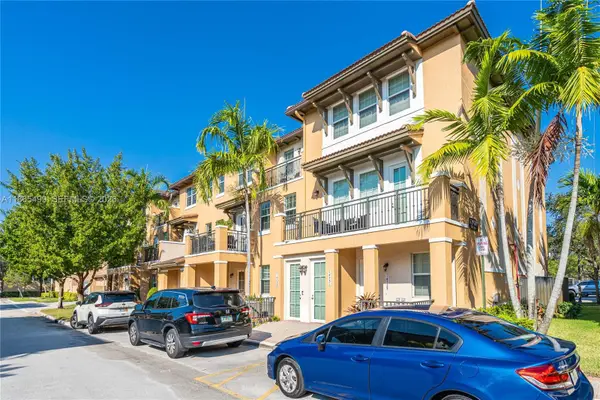 14749 SW 9th Street #3110, Pembroke Pines, FL 33027