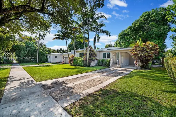 6320 NW 41st Street, Virginia Gardens, FL 33166