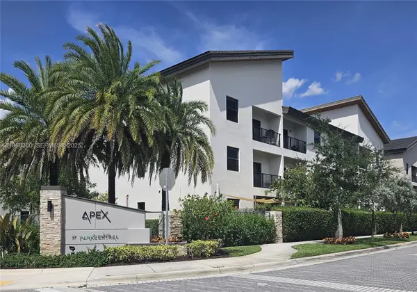 8175 NW 104th Avenue #35, Doral, FL 33178