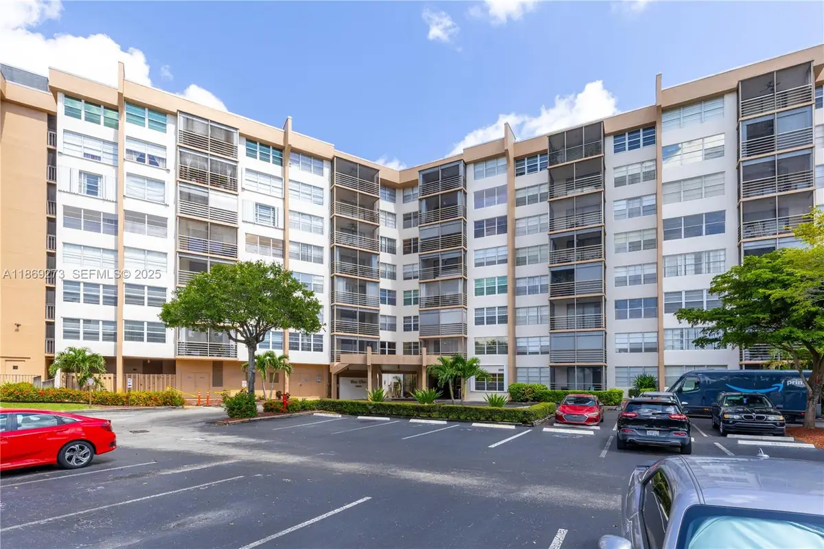 1000 Saint Charles Place #319, Pembroke Pines, FL 33026 - #1