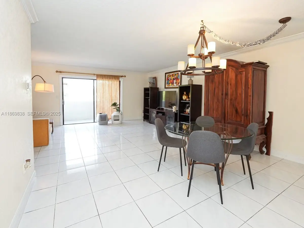 130 S Shore Drive #3C, Miami Beach, FL 33141 - #1