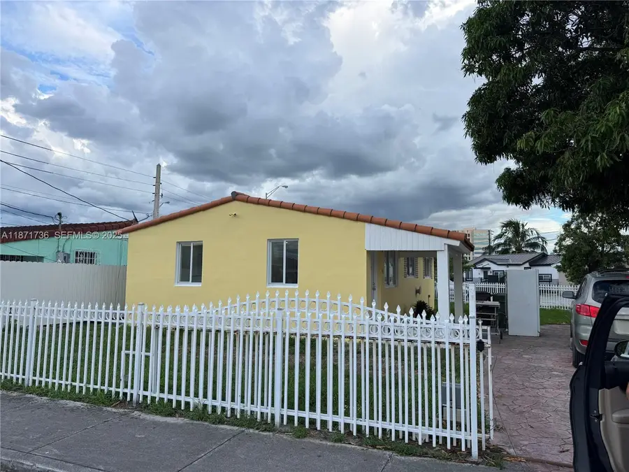 685 SE Park Drive, Hialeah, FL 33010 - #2