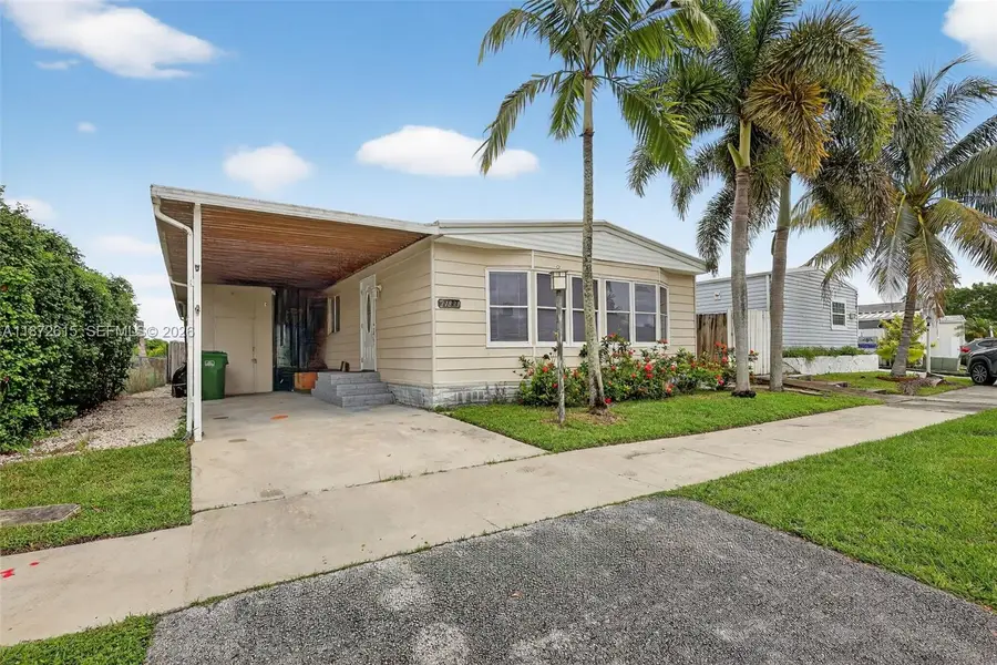 21831 S Heritage Circle, Pembroke Pines, FL 33029 - #2