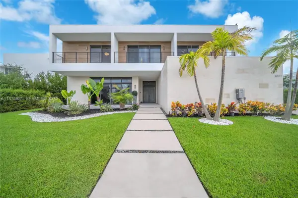 16572 S Botaniko Drive S, Weston, FL 33326