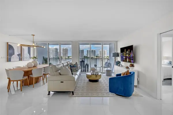 17720 N Bay Road #903, Sunny Isles Beach, FL 33160