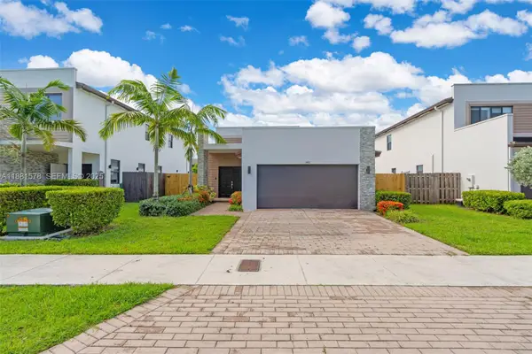 Address Withheld By Seller, Miami, FL 33179