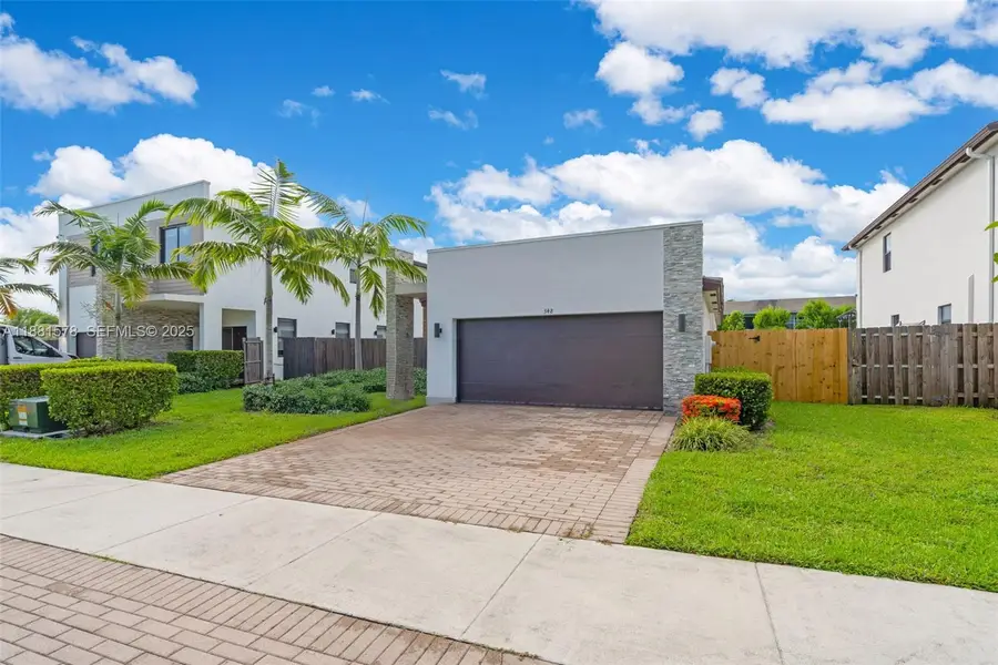 Address Withheld By Seller, Miami, FL 33179 - #2