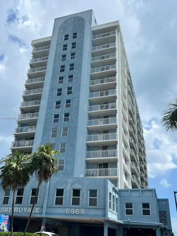 Address Withheld By Seller, Miami Beach, FL 33141