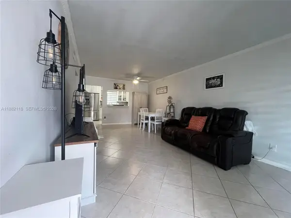 5387 SW 40th Avenue #103, Dania Beach, FL 33314