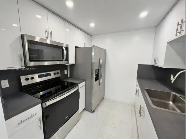 200 SW 132nd Way #203L, Pembroke Pines, FL 33027