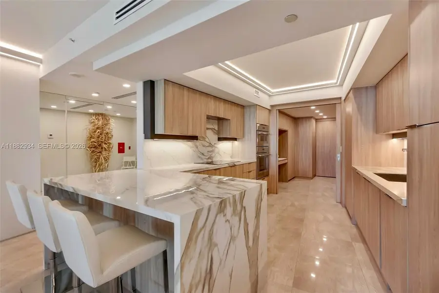 1455 Ocean Drive #811, Miami Beach, FL 33139 - #3