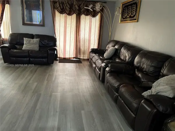 18111 NW 68th Avenue #G206, Hialeah, FL 33015