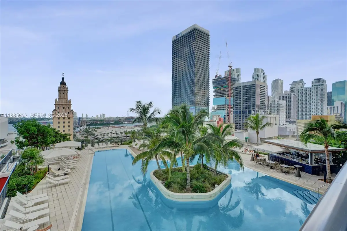 159 NE 6th Street #3302, Miami, FL 33132 - #1