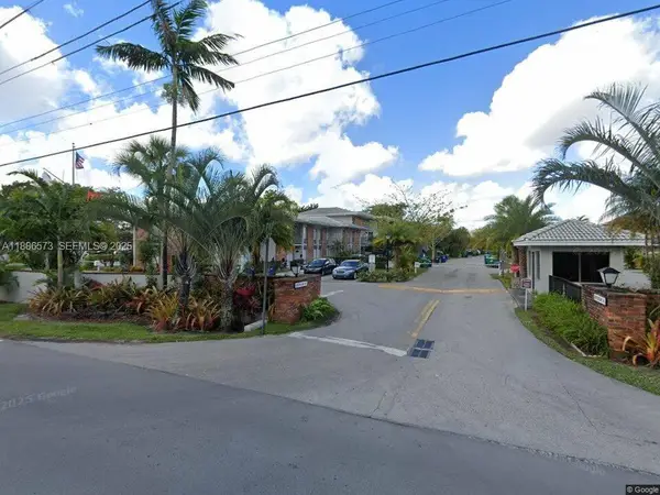 6782 Brookline Drive #6782, Hialeah, FL 33015