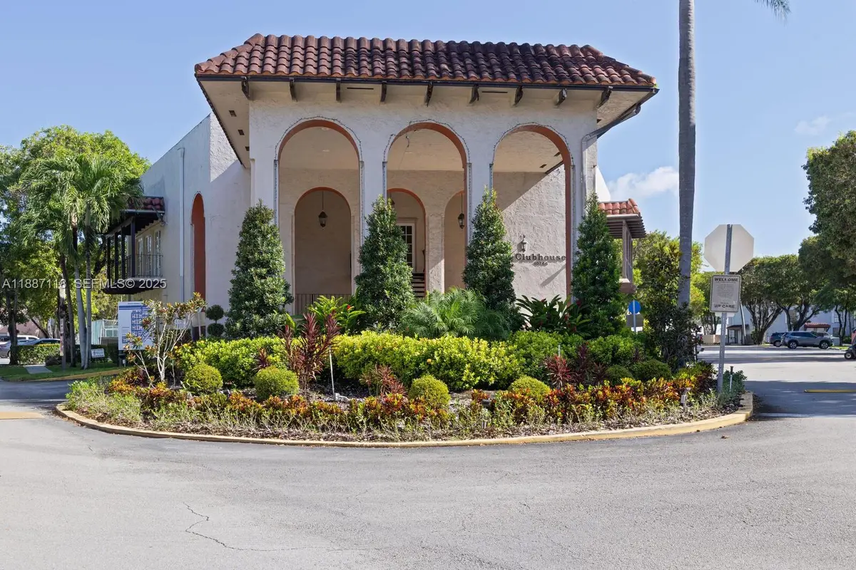 10816 N Kendall Drive #R16, Miami, FL 33176 - #1