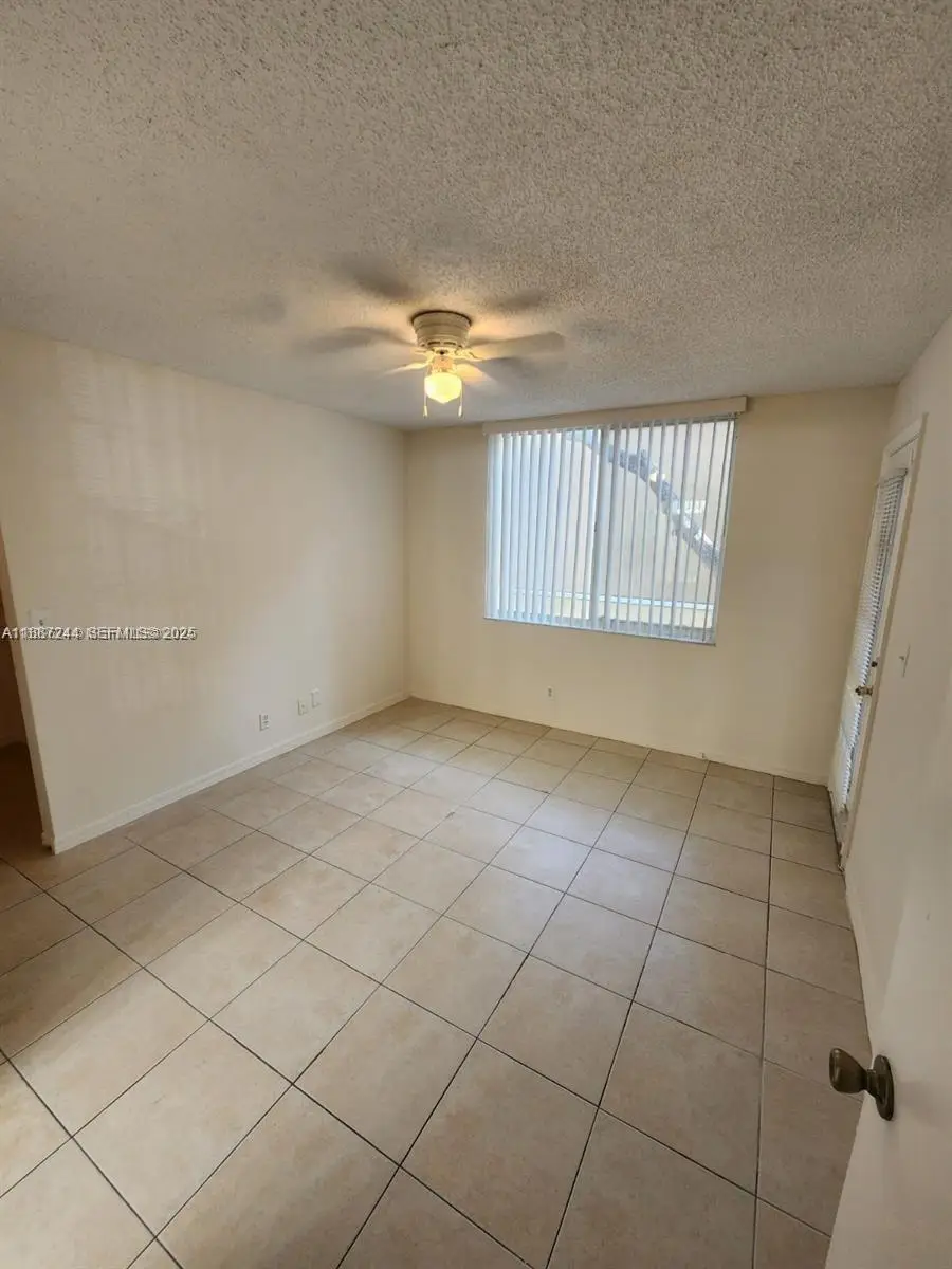Address Withheld By Seller, Pompano Beach, FL 33069 - #2