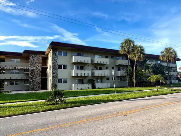 7505 SW 82nd Street #318, Miami, FL 33143