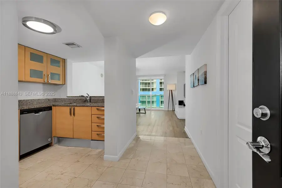 2101 Brickell Avenue #905, Miami, FL 33129 - #2