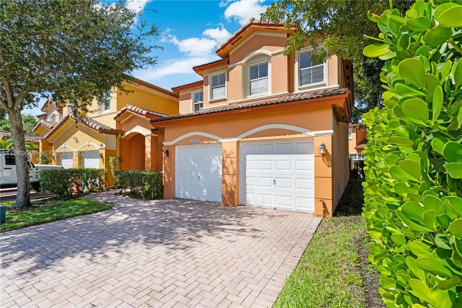 8450 NW 113th Passage, Doral, FL 33178 - #2