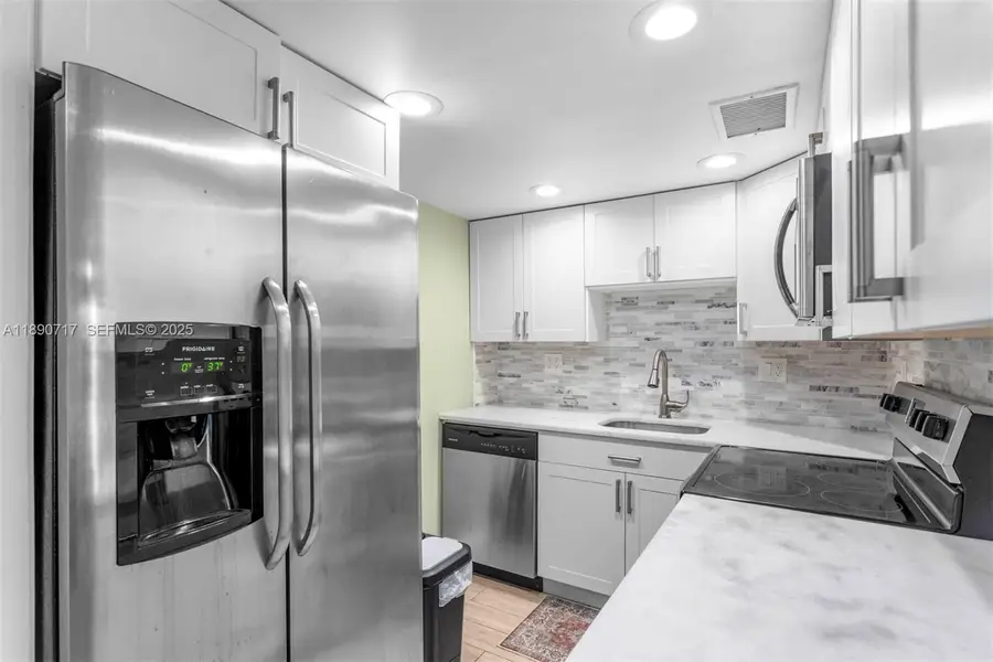 2970 NE 16th Avenue #208, Oakland Park, FL 33334 - #2