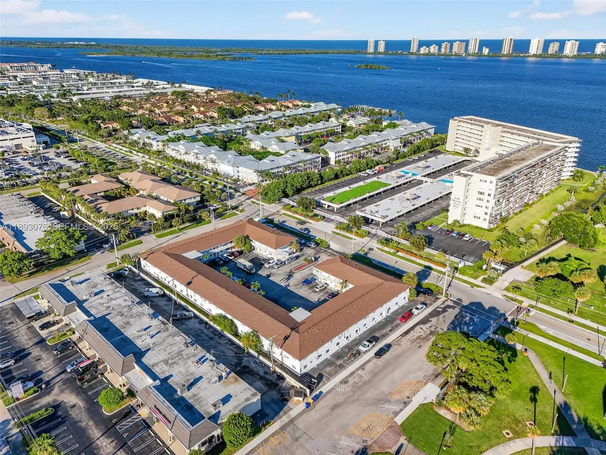 810 Lake Shore Drive #40, Lake Park, FL 33403 - #1