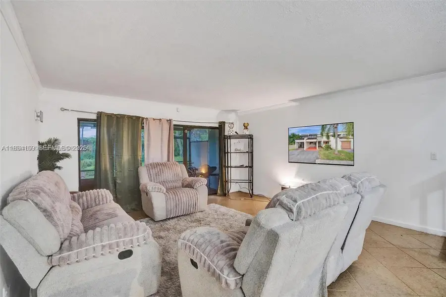 6483 Racquet Club Drive #22, Lauderhill, FL 33319 - #2
