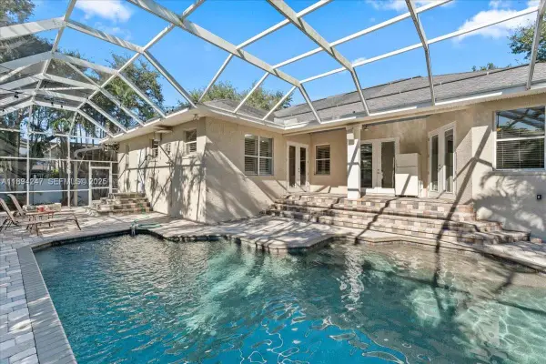2706 Skimmer Point S Gulfport Drive, St Petersburg, FL 33707