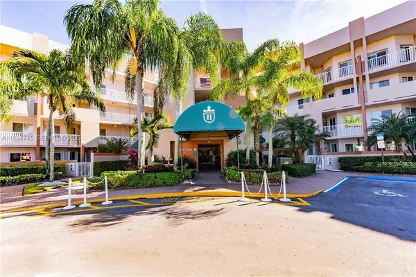 7440 Granville Drive #213, Tamarac, FL 33321