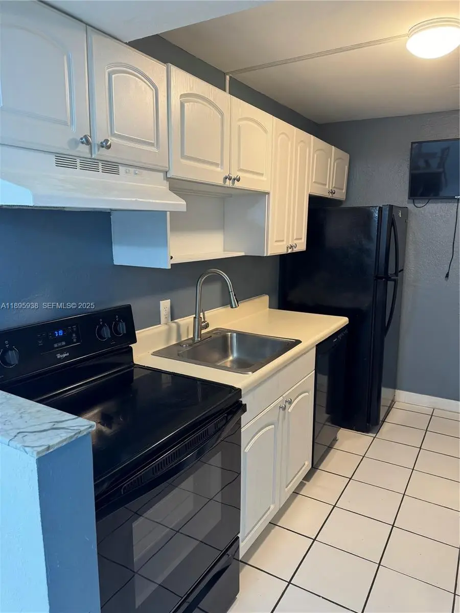 1251 NE 108th Street #602, Miami, FL 33161 - #3