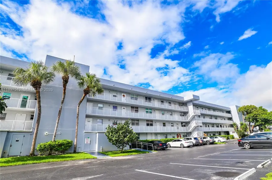 110 Royal Park Drive #2H, Oakland Park, FL 33309 - #3