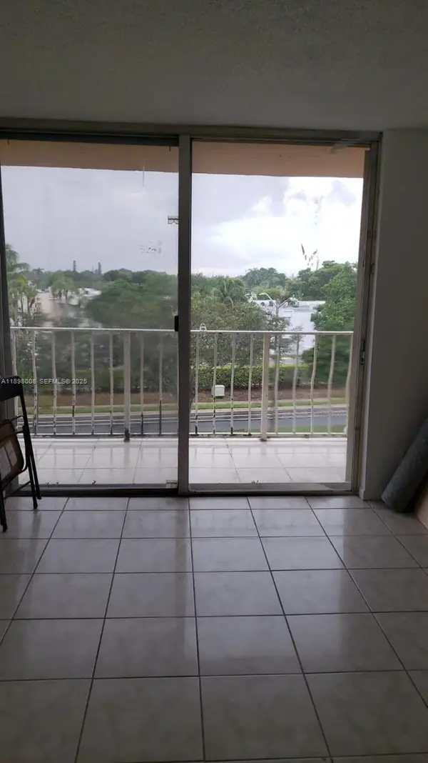 500 Executive Center Drive #4E, West Palm Beach, FL 33401