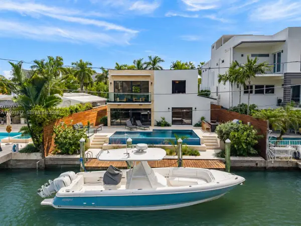 1815 Fairhaven Place, Miami, FL 33133